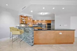 615 Bayshore Dr, Fort Lauderdale, FL 33304 - Photo 23