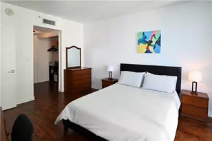 1750 N Bayshore Dr, Miami, FL 33132 - Photo 11