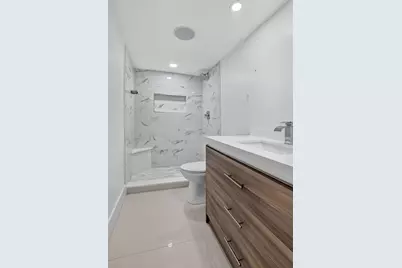 10110 Boca Entrada Boulevard #305, Boca Raton, FL 33428 - Photo 19
