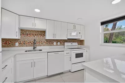 10110 Boca Entrada Boulevard #305, Boca Raton, FL 33428 - Photo 1