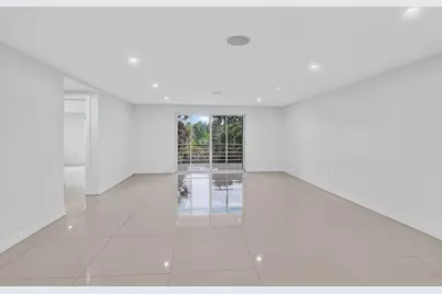 10110 Boca Entrada Boulevard #305, Boca Raton, FL 33428 - Photo 7