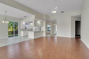 11427 SW Rockingham Dr, Port Saint Lucie, FL 34987 - Photo 7