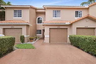 8596 Jade Dr, Tamarac, FL 33321 - Photo 3