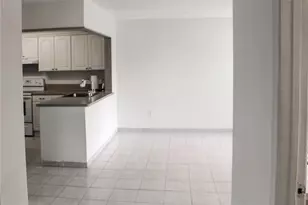 6705 W 26th Dr, Hialeah, FL 33016 - Photo 17