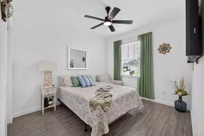 2057 SE Crosswood Way, Port Saint Lucie, FL 34984 - Photo 17