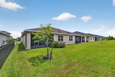 2057 SE Crosswood Way, Port Saint Lucie, FL 34984 - Photo 25