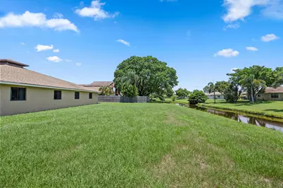 1262 The 12th Fairway, Wellington, FL 33414 - Photo 5