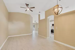 962 E 13th Square, Vero Beach, FL 32960 - Photo 9