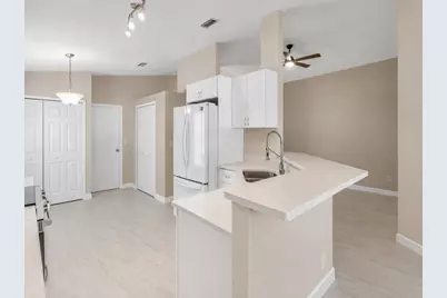 962 E 13th Square, Vero Beach, FL 32960 - Photo 5