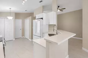 962 E 13th Square, Vero Beach, FL 32960 - Photo 5