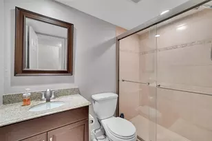 650 Tennis Club Dr, Fort Lauderdale, FL 33311 - Photo 17