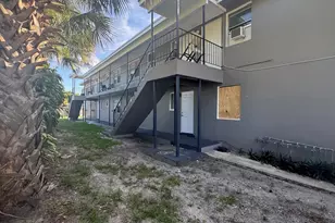 1025 13th St, West Palm Beach, FL 33401 - Photo 3