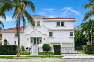 233 Pershing Way, West Palm Beach, FL 33401 - Photo 1