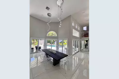 233 Pershing Way, West Palm Beach, FL 33401 - Photo 7