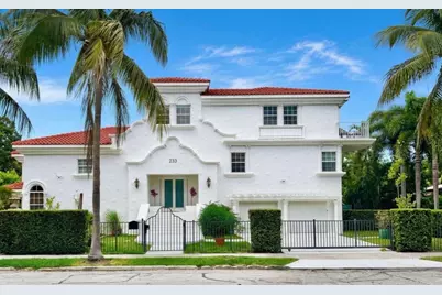 233 Pershing Way, West Palm Beach, FL 33401 - Photo 1
