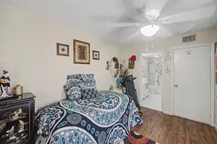 310 Buttonwood Ln, Boynton Beach, FL 33436 - Photo 11