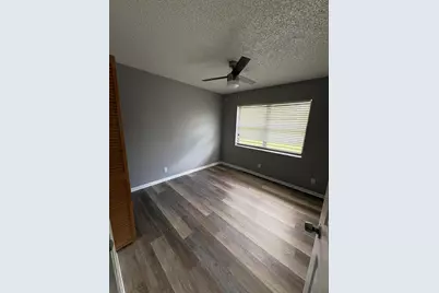 4726 Summit Boulevard, West Palm Beach, FL 33415 - Photo 5