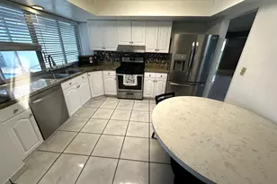 7725 Grandview Blvd, Miramar, FL 33023 - Photo 13