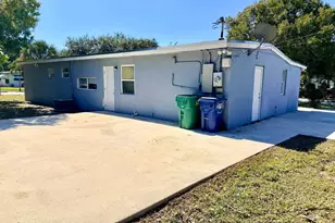 205 NW 33rd Ave, Lauderhill, FL 33311 - Photo 3