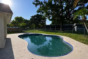 7816 NW 70th Terrace, Tamarac, FL 33321 - Photo 35