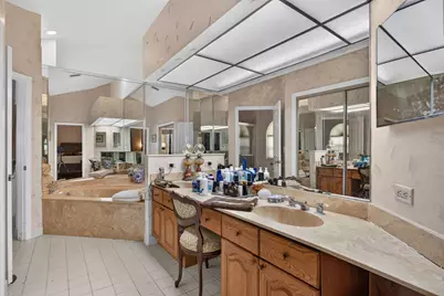 526 Misty Oaks Drive, Pompano Beach, FL 33069 - Photo 37