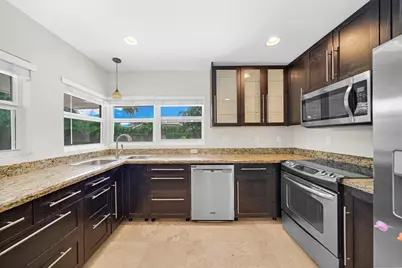 4021 Bayview Drive, Fort Lauderdale, FL 33308 - Photo 19