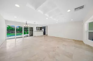 4021 Bayview Dr, Fort Lauderdale, FL 33308 - Photo 11