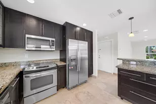 4021 Bayview Dr, Fort Lauderdale, FL 33308 - Photo 17