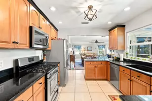 2001 SE Allamanda Dr, Port Saint Lucie, FL 34952 - Photo 27