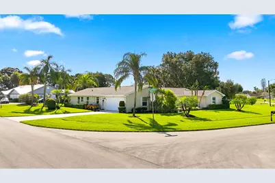 2001 SE Allamanda Drive, Port Saint Lucie, FL 34952 - Photo 9
