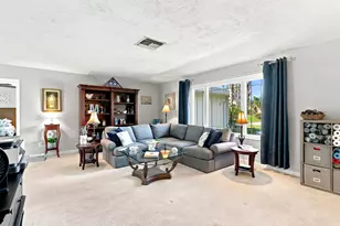2001 SE Allamanda Dr, Port Saint Lucie, FL 34952 - Photo 15