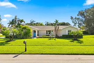 2001 SE Allamanda Dr, Port Saint Lucie, FL 34952 - Photo 7