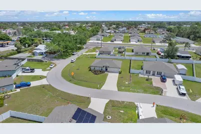 920 SW Castaneda Lane, Port Saint Lucie, FL 34953 - Photo 5