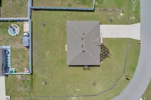 920 SW Castaneda Ln, Port Saint Lucie, FL 34953 - Photo 11