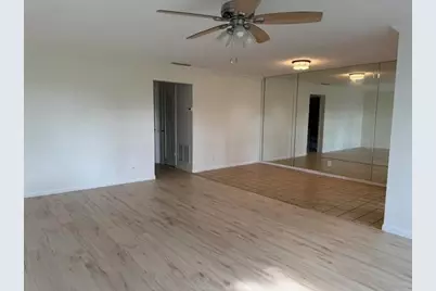 7293 W Oakridge Circle, Lake Worth, FL 33462 - Photo 9