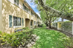 1912 SW 60th Ave, North Lauderdale, FL 33068 - Photo 15
