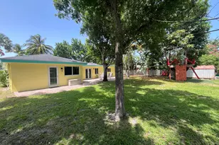 620 NE 9th Ave, Boynton Beach, FL 33435 - Photo 13
