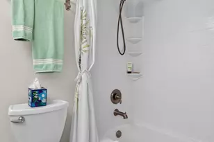 2940 N Course Dr, Pompano Beach, FL 33069 - Photo 23