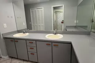 1217 SE Nancy Ln, Port Saint Lucie, FL 34983 - Photo 21