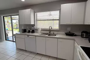 1217 SE Nancy Ln, Port Saint Lucie, FL 34983 - Photo 19