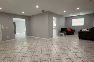 1217 SE Nancy Ln, Port Saint Lucie, FL 34983 - Photo 27