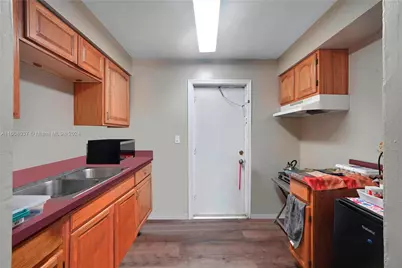 628 SW 4th Street #1, Belle Glade, FL 33430 - Photo 9