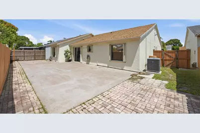 5814 Ithaca Circle E, Lake Worth, FL 33463 - Photo 19