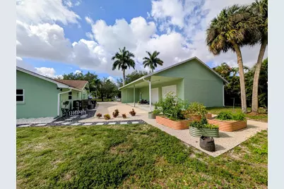 8763 Pinion Drive, Lake Worth, FL 33467 - Photo 41