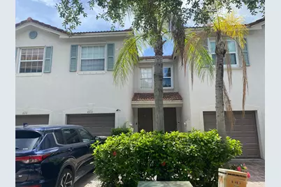 8214 Prestige Commons Drive #8214, Tamarac, FL 33321 - Photo 3