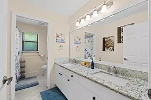 1707 Primrose Ln, Wellington, FL 33414 - Photo 29