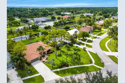 1707 Primrose Lane, Wellington, FL 33414 - Photo 35