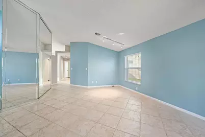 8657 Tourmaline Boulevard, Boynton Beach, FL 33472 - Photo 5