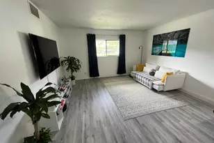 825 NW 13th St, Boca Raton, FL 33486 - Photo 1
