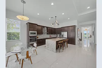 11340 SW Lunata Way, Port Saint Lucie, FL 34987 - Photo 9
